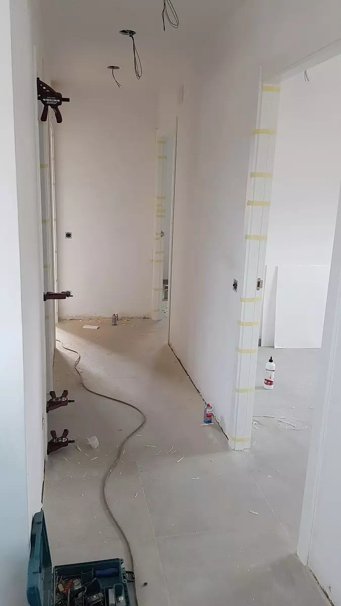 colocacion de puertas blancas Cambiar puertas Lugo